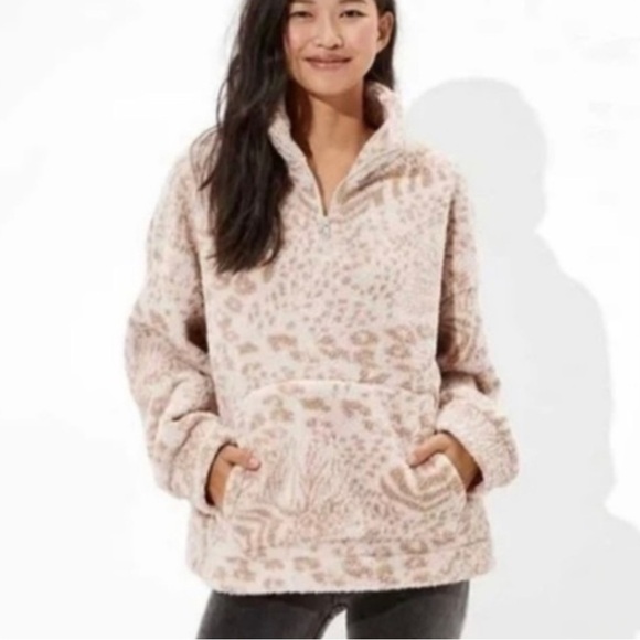 NWT American Eagle Oversized Sherpa Quarter Zip Sweater Animal Print Size Medium - Picture 1 of 9
